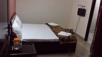 Hotel Grand Regal Sector 45 A, Chandigarh 2